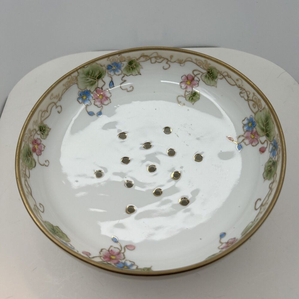 Nippon Hand‎ Painted Floral Berry Strainer Footed Gold Accents Vintage - Picture 3 of 8
